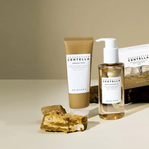 Double Cleansing Duo Effective Double Cleansing Set/ SKIN1004 Madagascar Centella Ampoule Low pH Foam Cleanser/ Light Cleansing Oil - Image 4