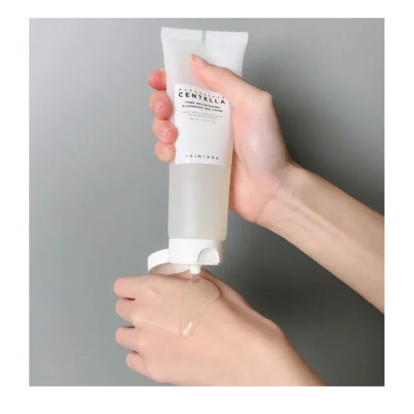 SKIN1004 Madagascar Centella Tone Brightening Cleansing Gel Foam 4.22 fl.oz, 125ml - Image 2